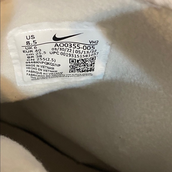 Nike Women's Tanjun High Rise Phantom/Red/Sand AO0355-005 snow boot SiZ 8.5 NWTB - Picture 7 of 7